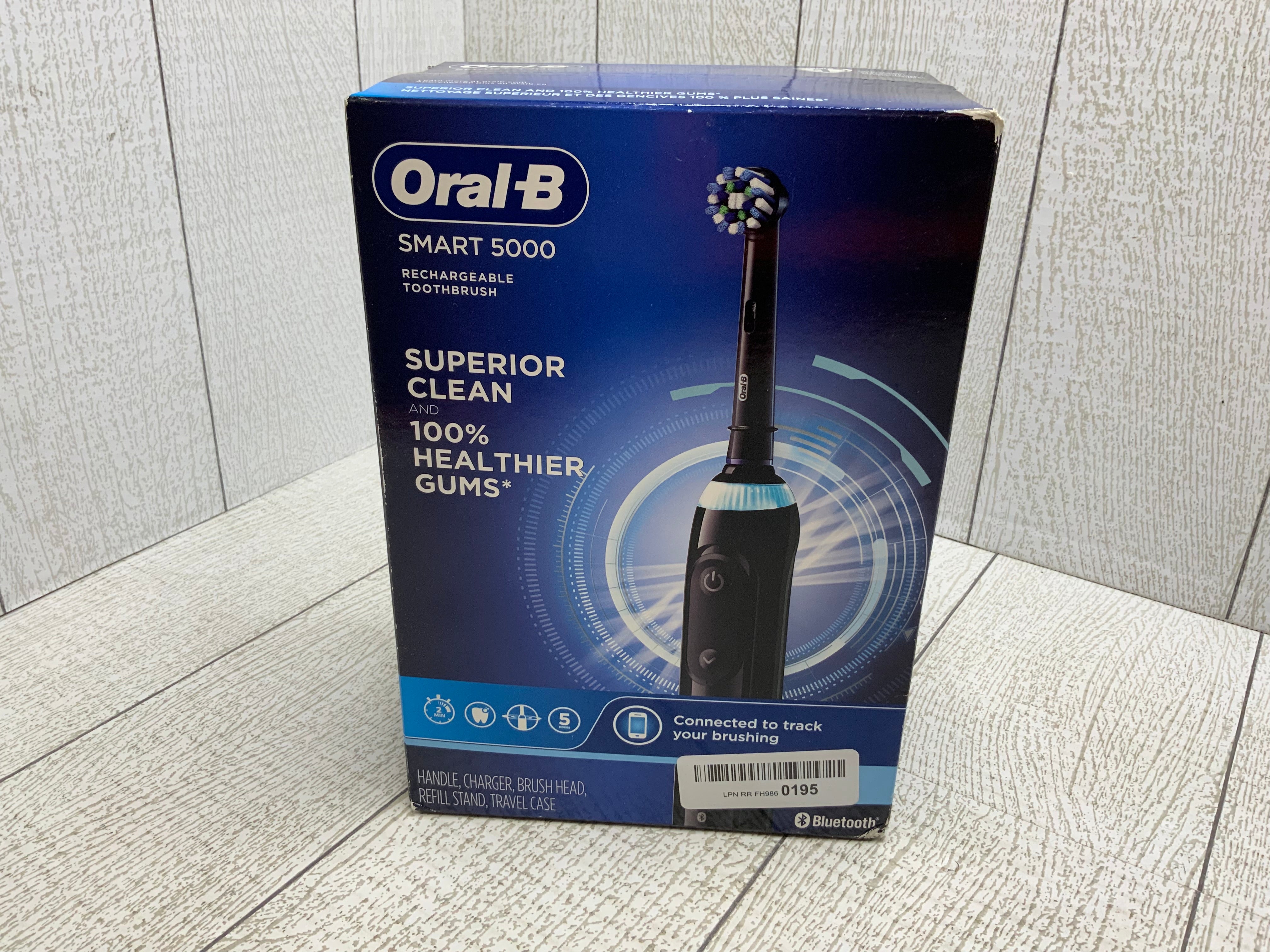 Oral-B iO Series 8 Toothbrush with 2 Replacement Brush Heads, Violet Ametrine (8050790367470)